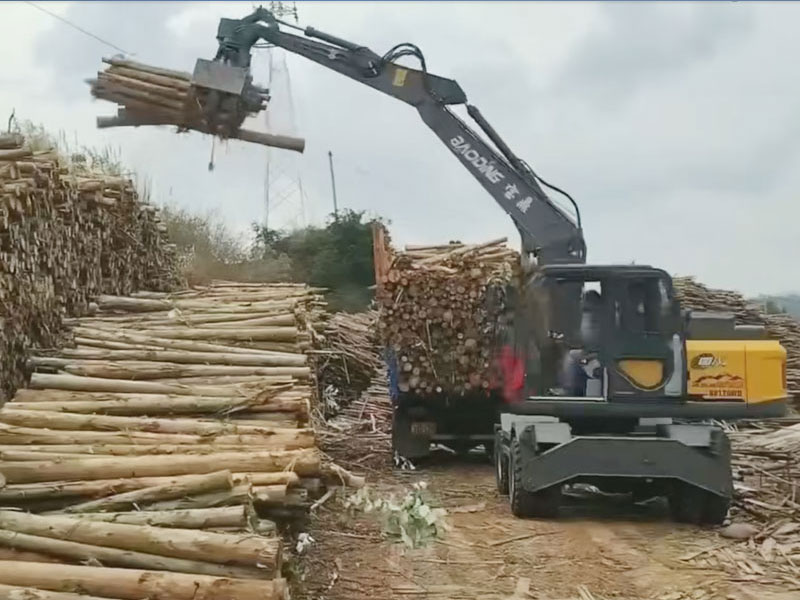 寶鼎抓木機在黑龍江市場受到好評